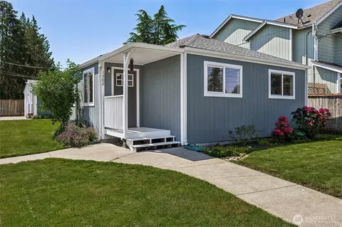 1702 S 94th St, Tacoma, WA 98444