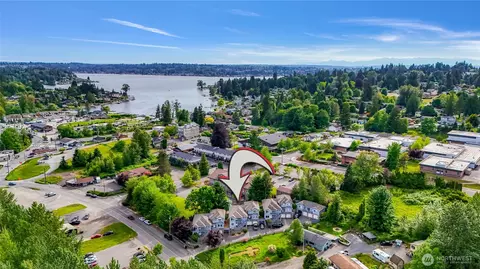 2210 Grade Rd #4, Lake Stevens, WA 98258