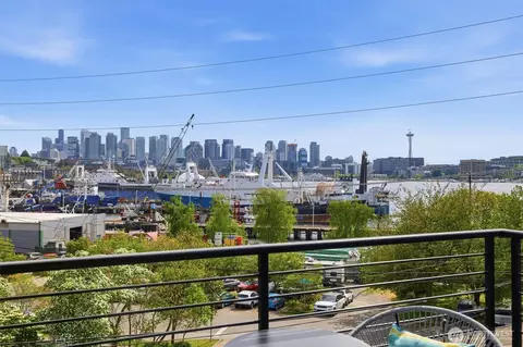 View/Area - 2007 Minor Ave E, Seattle, WA 98102 photo 1 of 1