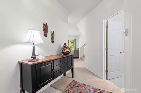 Entry Way - 12118 NE 171st Pl #E203, Bothell, WA 98011 photo 2 of 4