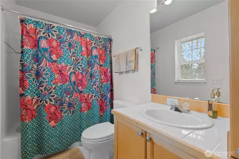 Bath - 12118 NE 171st Pl #E203, Bothell, WA 98011 photo 1 of 4