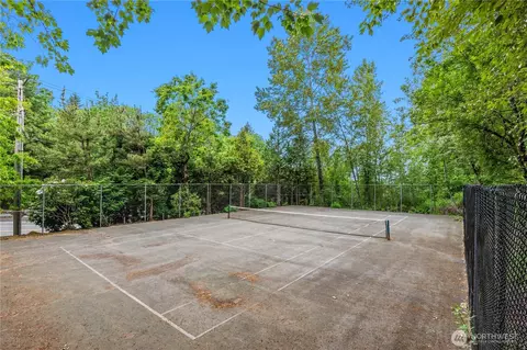 Exterior - 12118 NE 171st Pl #E203, Bothell, WA 98011 photo 5 of 5