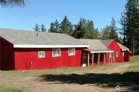 121 High Country Dr E, Tonasket, WA 98855