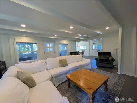 Living - 24 Shady Ln, Eastsound, WA 98245 photo 4 of 6