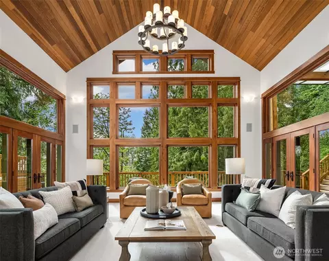 16700 Saybrook Dr NE, Woodinville, WA 98077