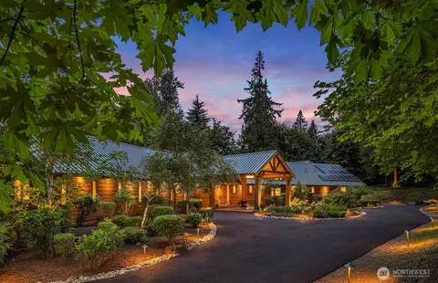 16700 Saybrook Dr NE, Woodinville, WA 98077