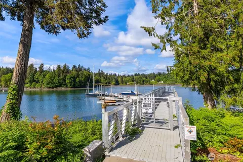 105 Lovell Ave SW #15-11, Bainbridge Island, WA 98110