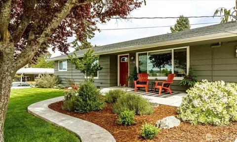 639 NE Otis St, Coupeville, WA 98239