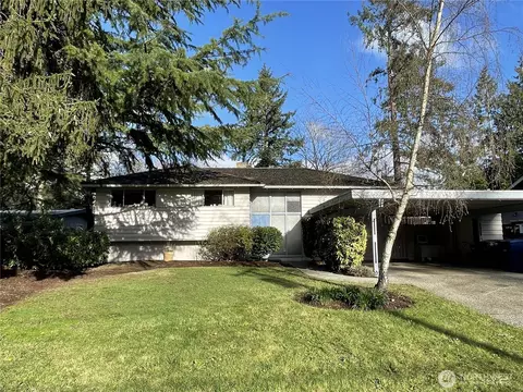 626 167th Ave NE, Bellevue, WA 98008