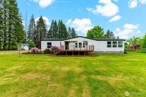 567 Quick Rd, Castle Rock, WA 98611