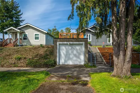 Exterior - 407 E Wright Ave, Tacoma, WA 98404 photo 7 of 19