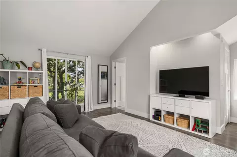 Other - 407 E Wright Ave, Tacoma, WA 98404 photo 2 of 4