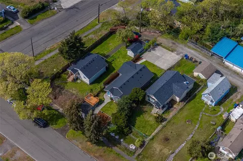 View/Area - 407 E Wright Ave, Tacoma, WA 98404 photo 1 of 4