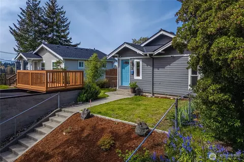 Exterior - 407 E Wright Ave, Tacoma, WA 98404 photo 3 of 19