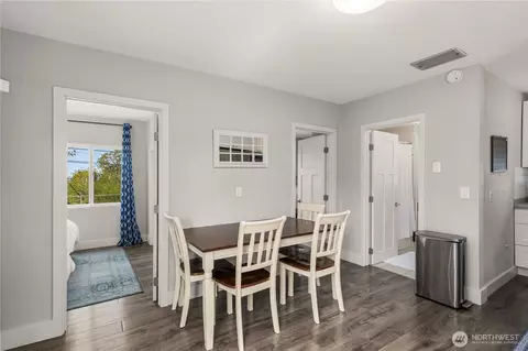 Dining - 407 E Wright Ave, Tacoma, WA 98404 photo 2 of 2