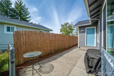 Exterior - 407 E Wright Ave, Tacoma, WA 98404 photo 12 of 19