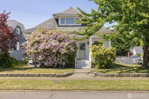 2431 Lynn St, Bellingham, WA 98225