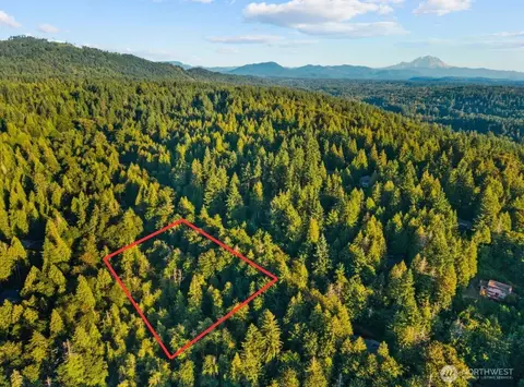245 SE Nn Se 146th St, Issaquah, WA 98027