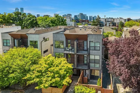 219 12th Ave E #A, Seattle, WA 98102