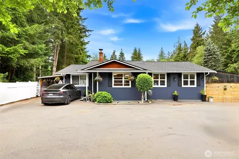 6875 E Fillmore St, Port Orchard, WA 98366