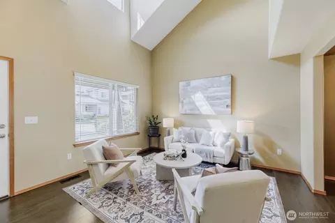Living - 13413 32nd Dr SE, Mill Creek, WA 98012 photo 2 of 3