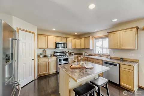 Kitchen - 13413 32nd Dr SE, Mill Creek, WA 98012 photo 1 of 3