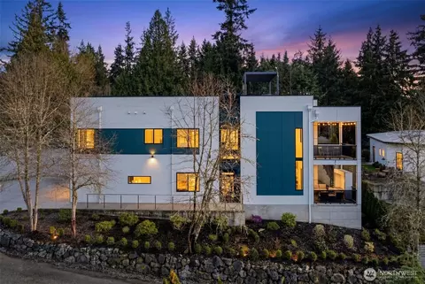 18111 84th Ave W, Edmonds, WA 98026