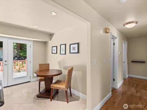 Entry Way - 10610 NE 190th St, Bothell, WA 98011 photo 1 of 1