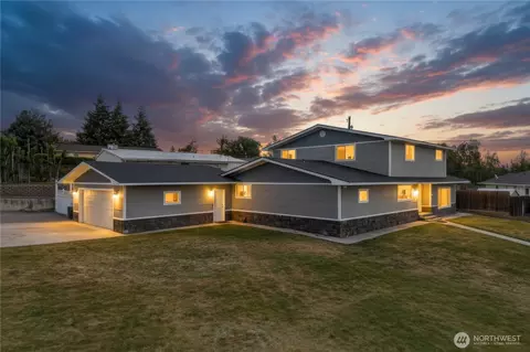 921 NW 1st Ave, Ephrata, WA 98823