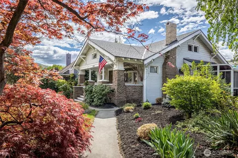 406 Cottage Ave, Cashmere, WA 98815