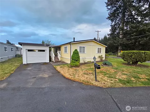 20727 8th Avenue Ct E #1, Spanaway, WA 98387