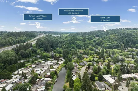 View/Area - 17502 113th Ave NE, Bothell, WA 98011 photo 4 of 6