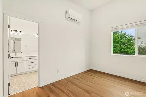 Bedroom - 9745 4th Ave W, Everett, WA 98204 photo 1 of 6