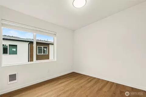 Bedroom - 9745 4th Ave W, Everett, WA 98204 photo 5 of 6