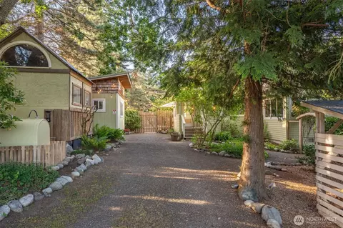 714 20th St, Port Townsend, WA 98368