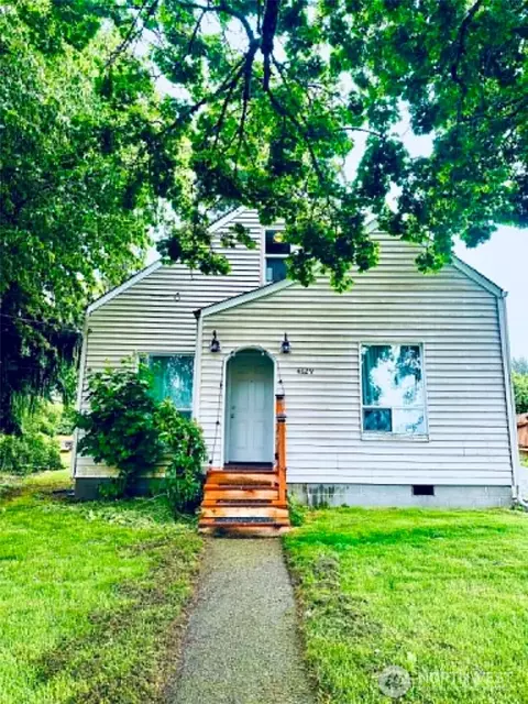 4829 S L St, Tacoma, WA 98408