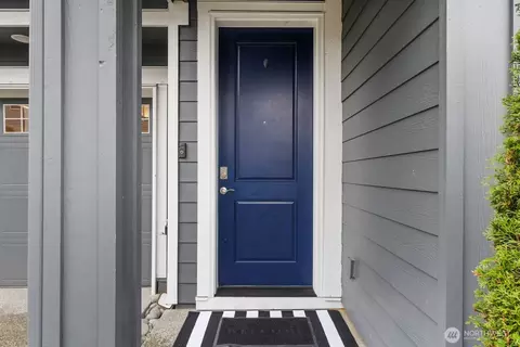 Entry Way - 1621 Seattle Hill Rd #C-4, Bothell, WA 98012 photo 1 of 2