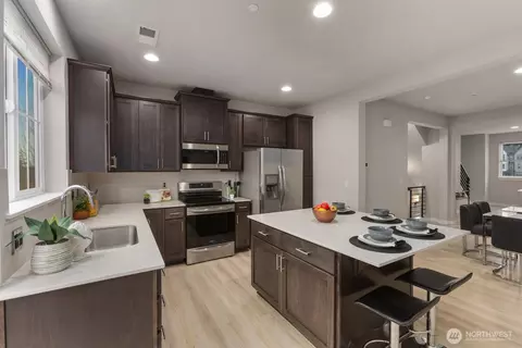 Kitchen - 1621 Seattle Hill Rd #C-4, Bothell, WA 98012 photo 3 of 5