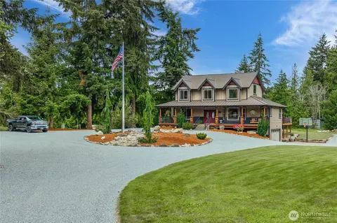 Exterior - 19205 212th St E, Orting, WA 98360 photo 13 of 14