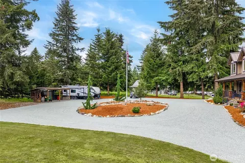 Exterior - 19205 212th St E, Orting, WA 98360 photo 12 of 14