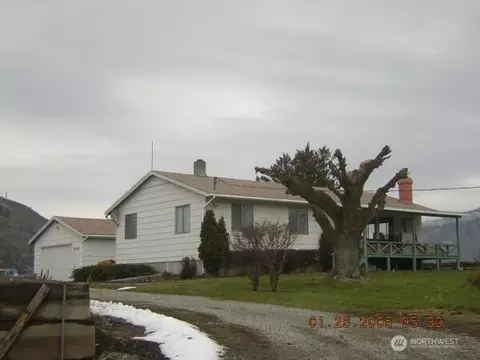 4519 Kelly Rd, Monitor, WA 98836