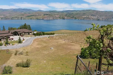 353 Karma Kanyon Dr, Chelan, WA 98816