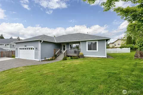 1392 Turquoise Ct NE, Poulsbo, WA 98370