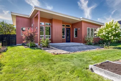 Exterior - 2111 Paramount St, Walla Walla, WA 99362 photo 2 of 3