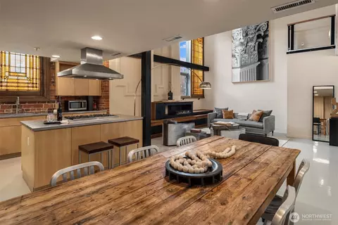 Dining - 1845 16th Ave, Seattle, WA 98122 photo 1 of 1