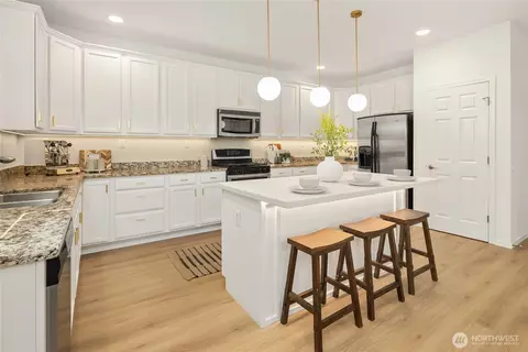 Kitchen - 12218 NE 203rd St, Bothell, WA 98011 photo 4 of 4