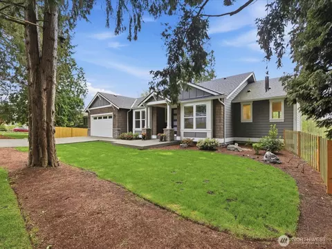 12500 Robinhood Ln, Snohomish, WA 98290