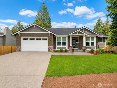 12500 Robinhood Ln, Snohomish, WA 98290