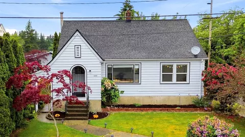 649 Times Ave, Bremerton, WA 98312
