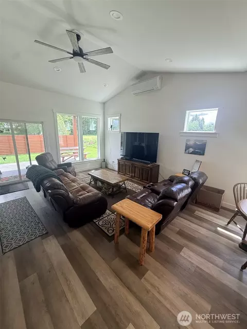 Living - 1200 Haystack Ln, Everson, WA 98247 photo 1 of 1